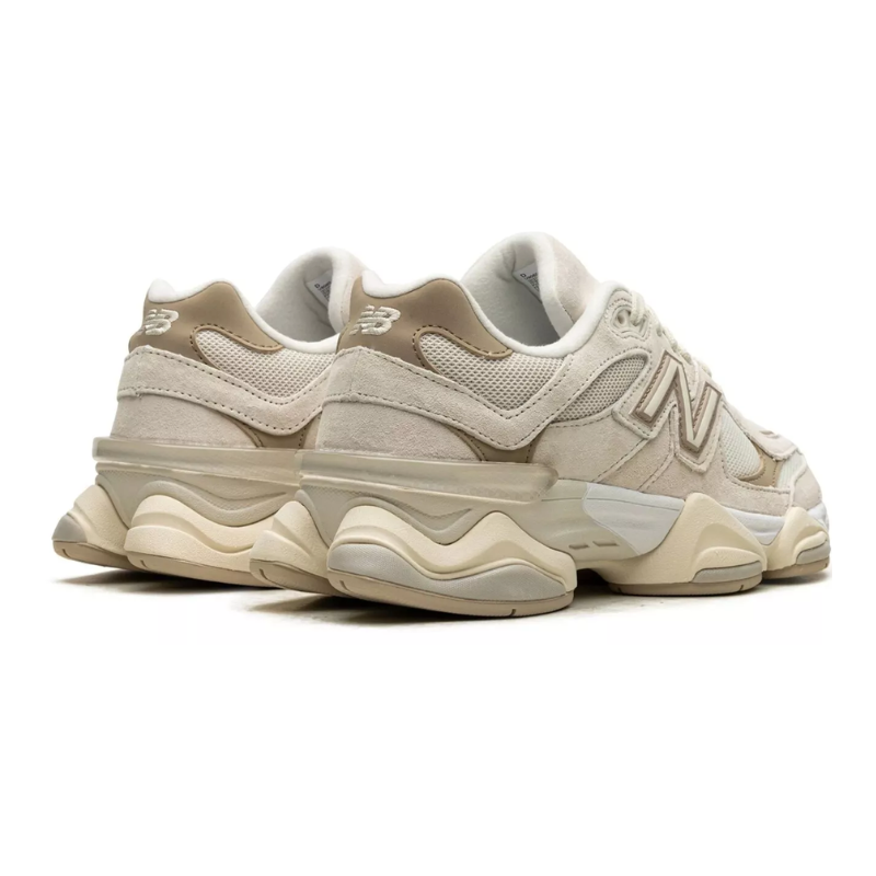 New Balance 9060 – Sea Salt Brown